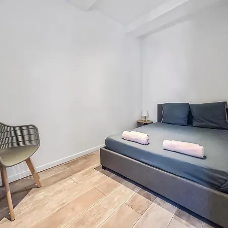 Apartment T2 Au Coeur Du Centre De Toulon