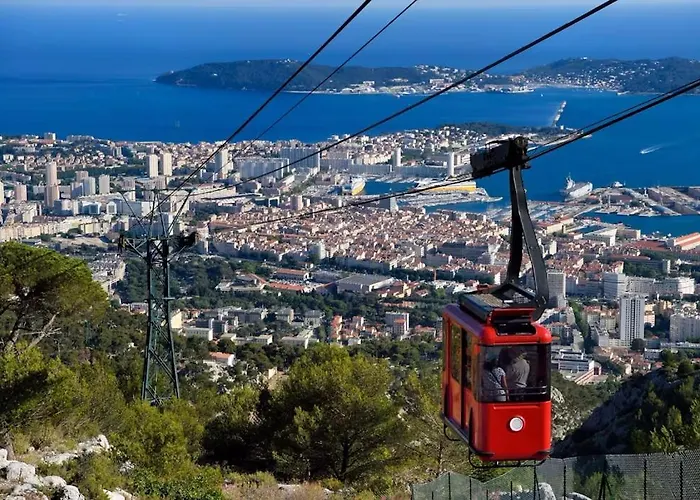 T2 Au Cœur Du Centre De * Toulon